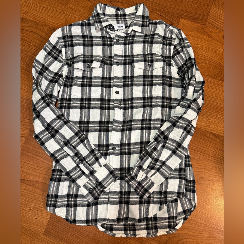 Sonoma Black and White Checkered Casual Shirt
